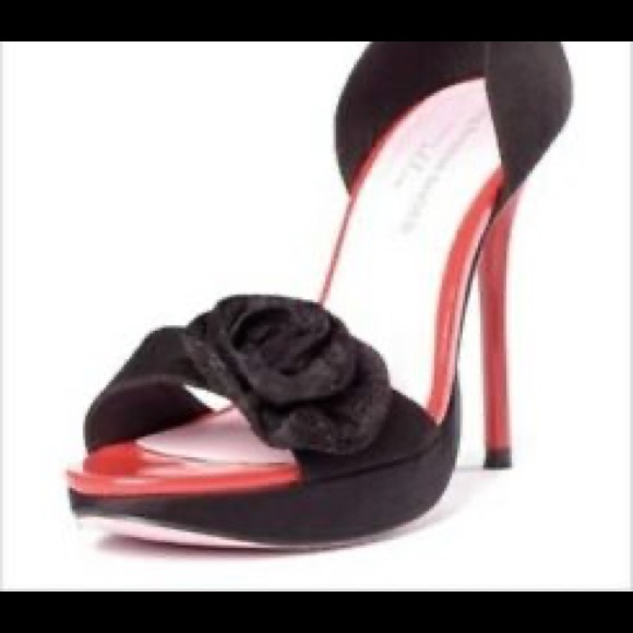 NWOB Leg Avenue Red Black Pinup Sangria Heels. - Picture 2 of 3